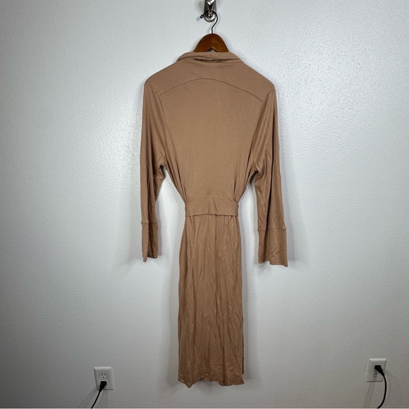 Goumi‎ Women’s Sandstone Full Length Robe Size Medium/Large - Picture 2 of 6